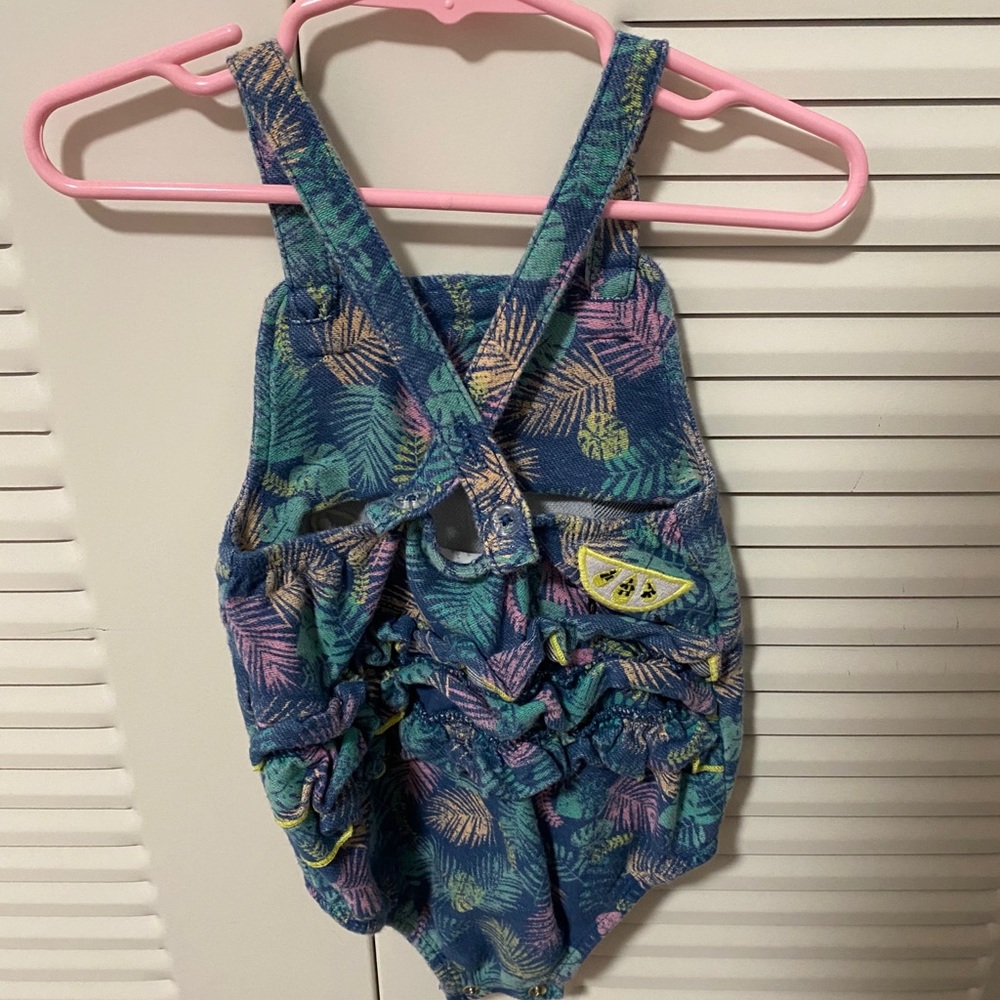 Minnie Mouse romper - Picture 2 of 3